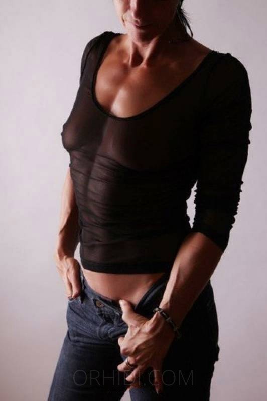 Meet Amazing Liv: Top Escort Girl - model preview photo 1 