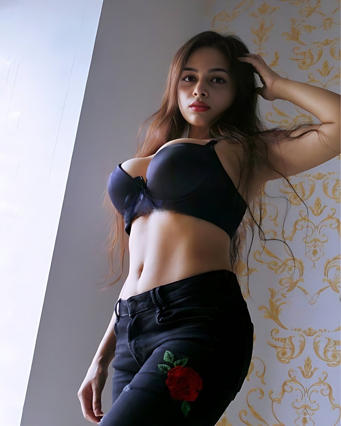 Treffen Sie Amazing Liza: Top Eskorte Frau - model preview photo 1 