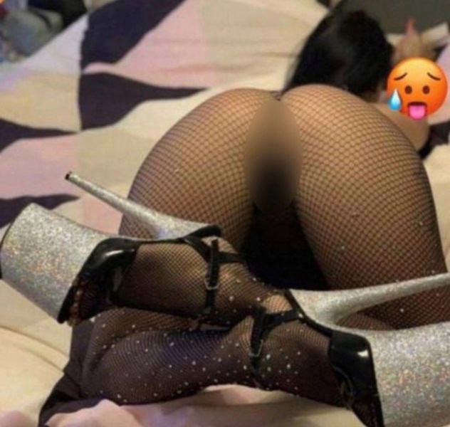 Sabrina Neu – Das Hingebungsvolle Partygirl - model main photo 2