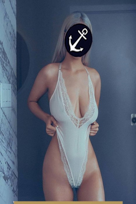 Juliana - Brünette Verführung - model main photo 1