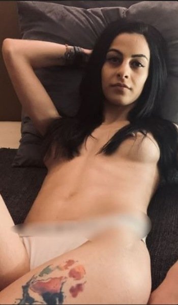 Erotic massage escort in Aurich - model photo Melina52
