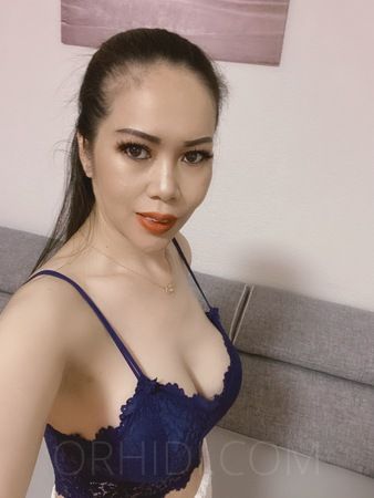 Ya Ya Top Massage ? - model main photo 1