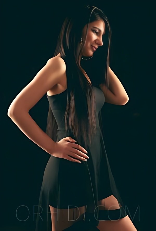 Meet Amazing Lydia: Top Escort Girl - model preview photo 2 