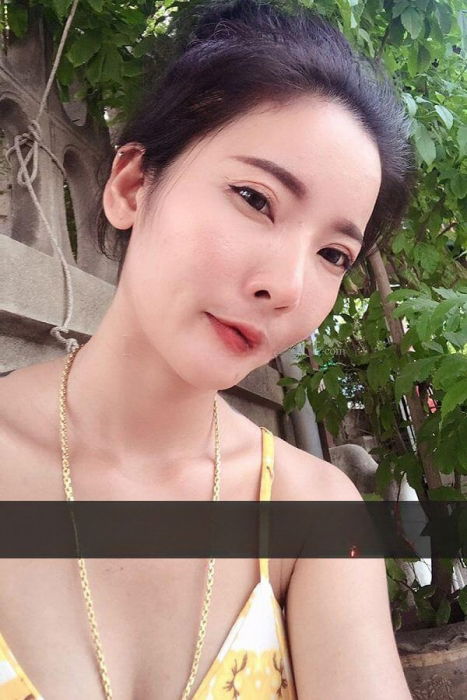 Erlebe aufregendes Nakhon Ratchasima Spanking - model photo Lava
