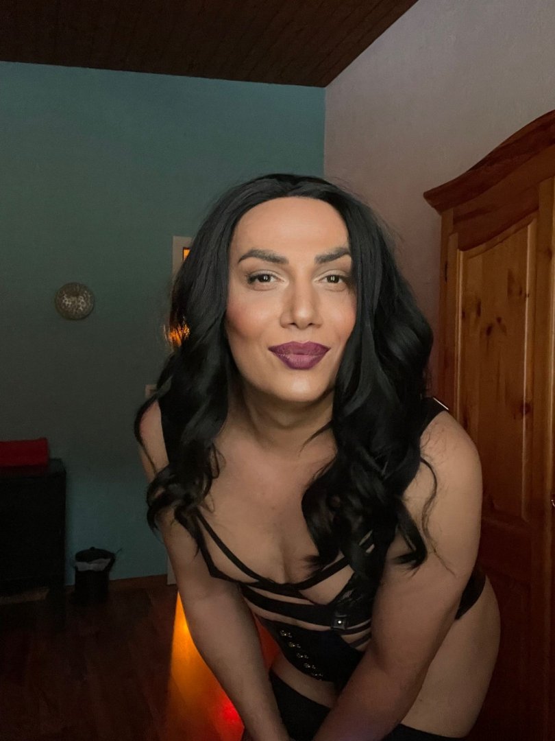 Meet Amazing Top Trans In Buchs Heisse Sex: Top Escort Girl - model preview photo 2 