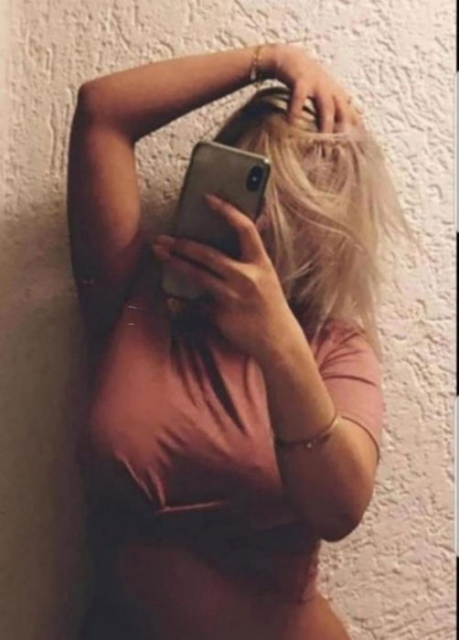 ESKORTE IN Brügge - model photo Andra