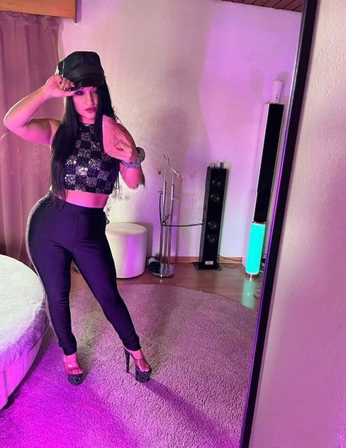 Asiatisch Escort  (Huren, Nutten) in Biel, Bern. - model photo Sg Lisa Heute Abtwil Sg Villa Venus Offen Bis