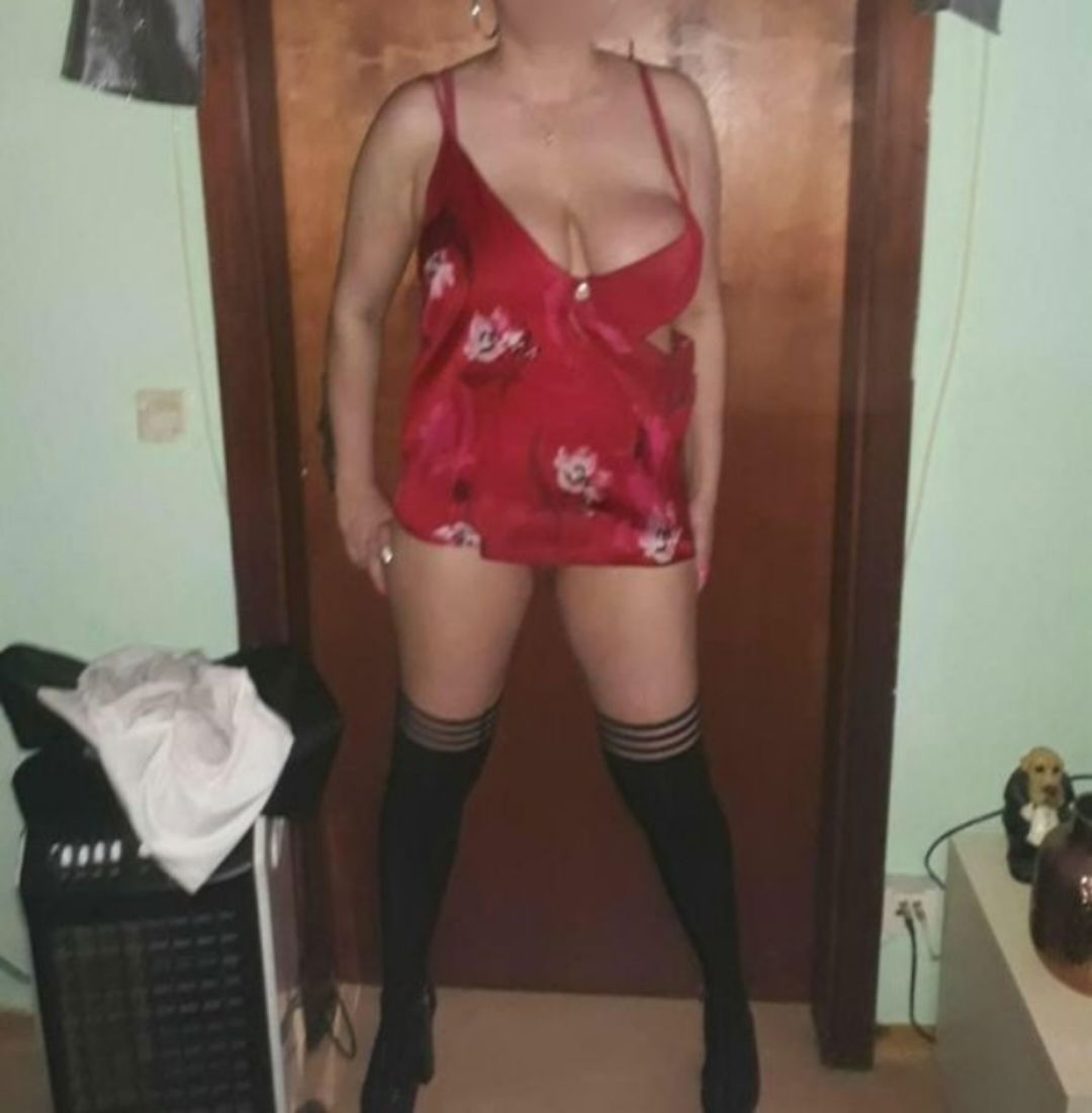 Escort Dusseldorf - model photo Geile Amy