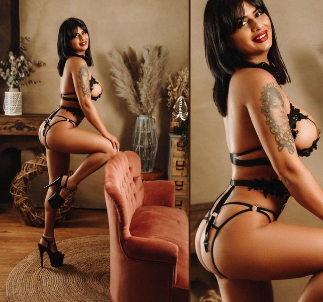 Meet Amazing Anna Apartmenthaus Erotic Island: Top Escort Girl - model preview photo 1 