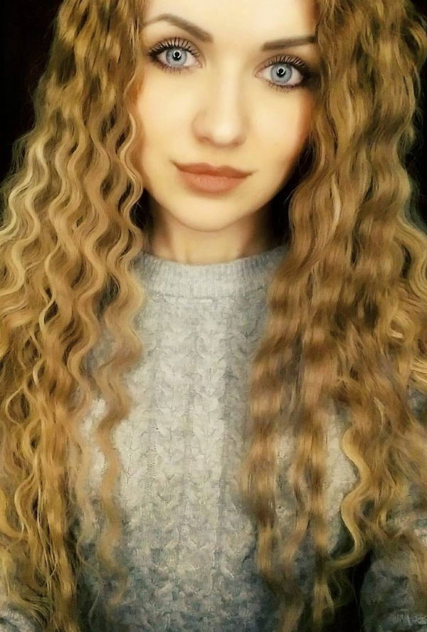 Justine ???? - model main photo 1