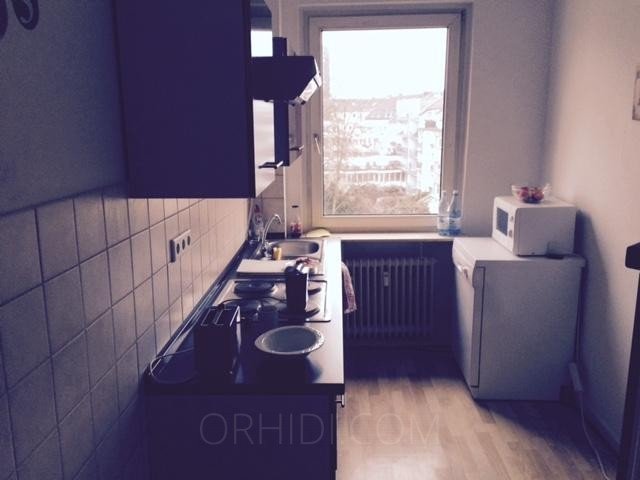 Best Top Wohnung - ideal für zwei Damen in Dusseldorf - place photo 1