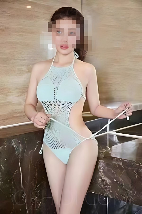 Treffen Sie Amazing Ts Pinky Top Massage Aktivpassiv: Top Eskorte Frau - model photo Kiki chinesische Schönheit