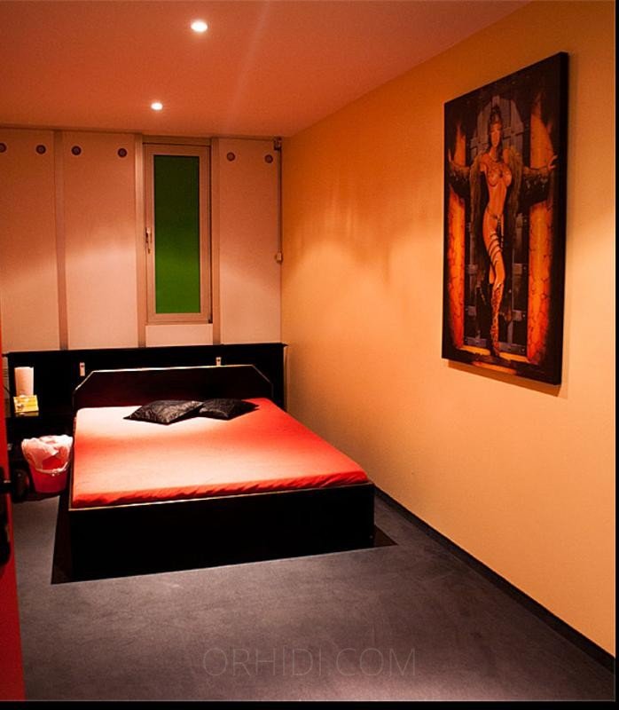 Best Zimmer in gewerblichem Apartment zu vermieten in Hamburg - place photo 1