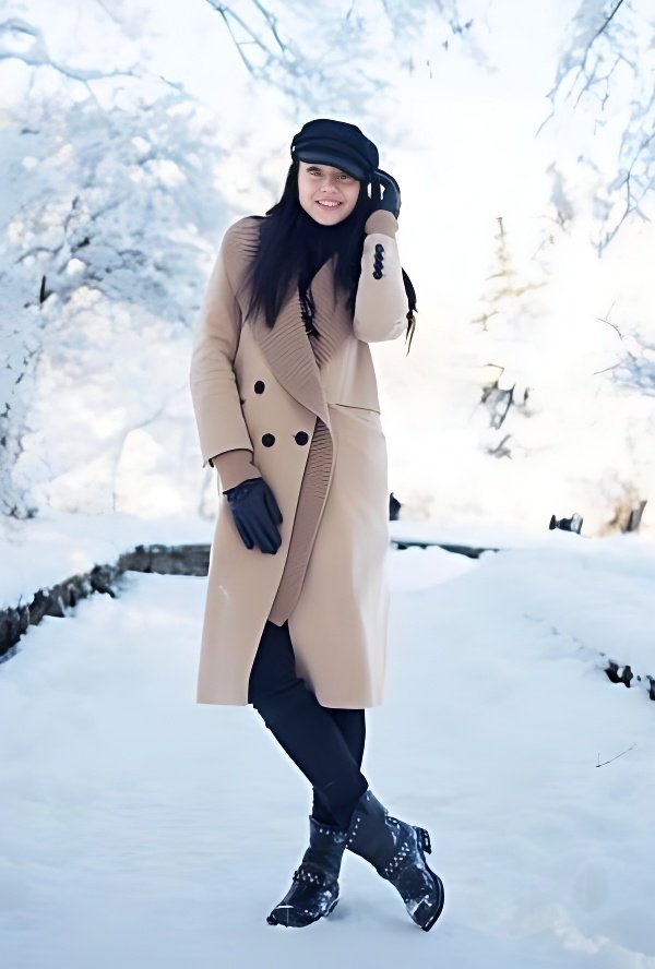Знакомство с удивительной Ruslana: Лучшая эскорт девушка - model preview photo 2 