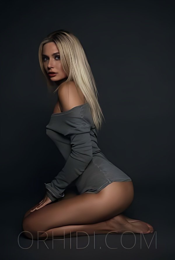 Ti presento la fantastica Yana Erotic Massage: la migliore escort - model photo Alisa