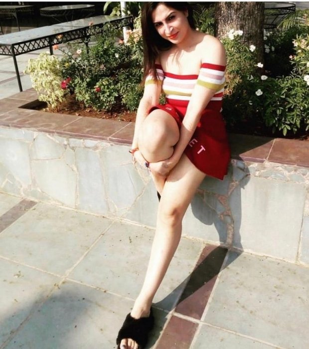 Meet Amazing Priya: Top Escort Girl - model preview photo 2 