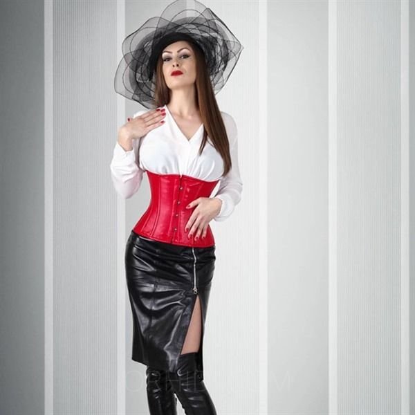 Treffen Sie Amazing LADY DIANA ELEGANCE: Top Eskorte Frau - model preview photo 1 