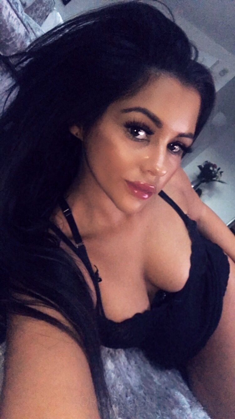 Princess Sasha - Escort Cheshunt