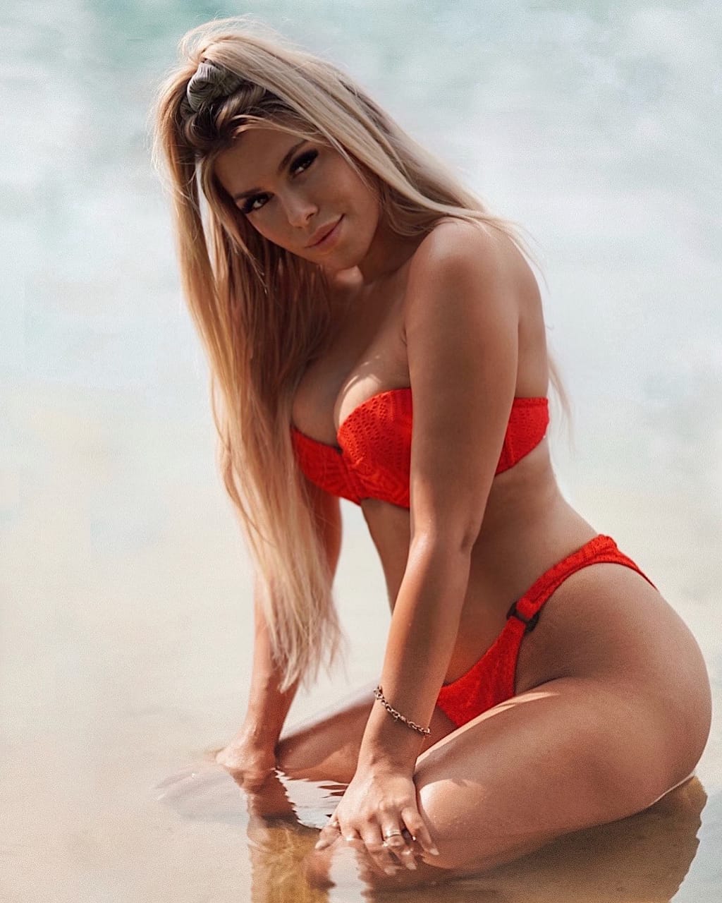 Europ?isch Escort in Cannes - model photo Nathalie