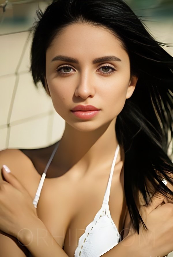 Meet Amazing Marta: Top Escort Girl - model preview photo 2 