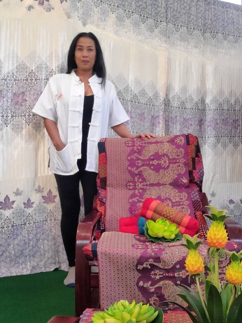 Treffen Sie Amazing Neu Super Thai Massage In Buerglen: Top Eskorte Frau - model preview photo 2 