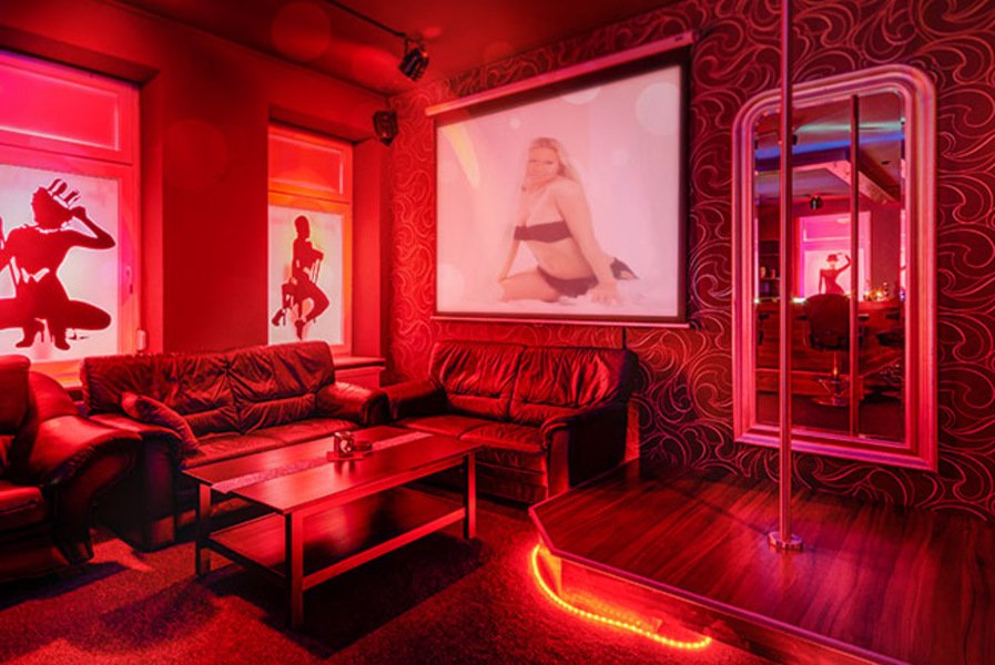 Strip Clubs in Schortens for You - place Nachtclub & Bar Zur Alten Waage