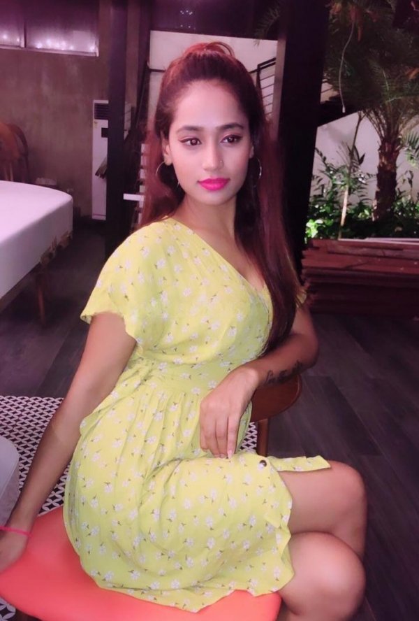Treffen Sie Amazing Zoya: Top Eskorte Frau - model photo Ankita