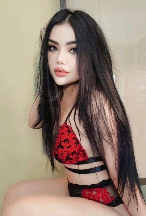 Faszinierende Analverkehr Escort in Bukarest - model photo Kristine