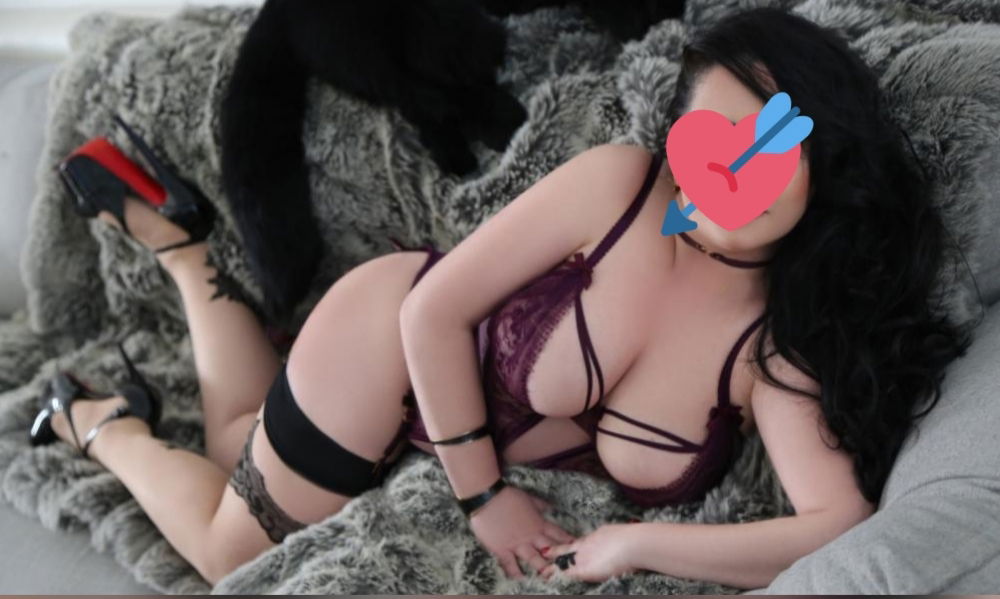 Verifizierte Escort-Nutten in Niederwerrn (Bayern). - model photo Deutsche Kim