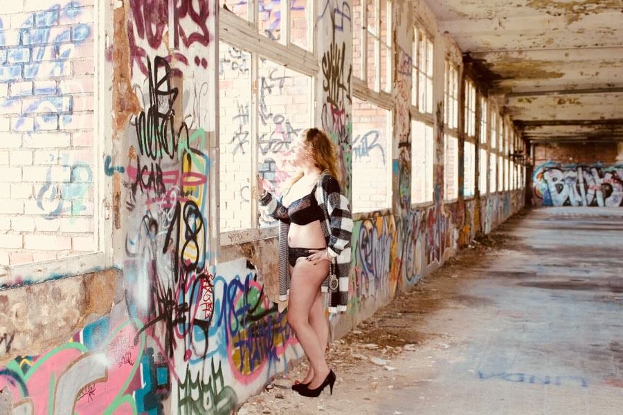 Verifizierte Escort-Nutten in Alzey (Rheinland-Pfalz). - model photo ATTRAKTIVE MIA