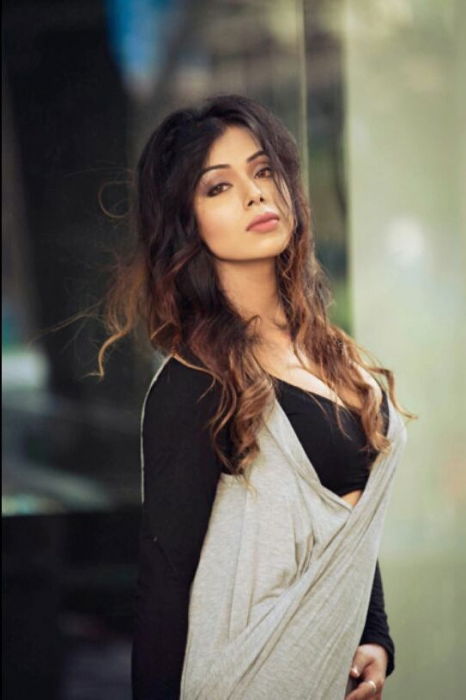 ESKORTE IN Uttarakhand - model photo Ts Nikki Roy