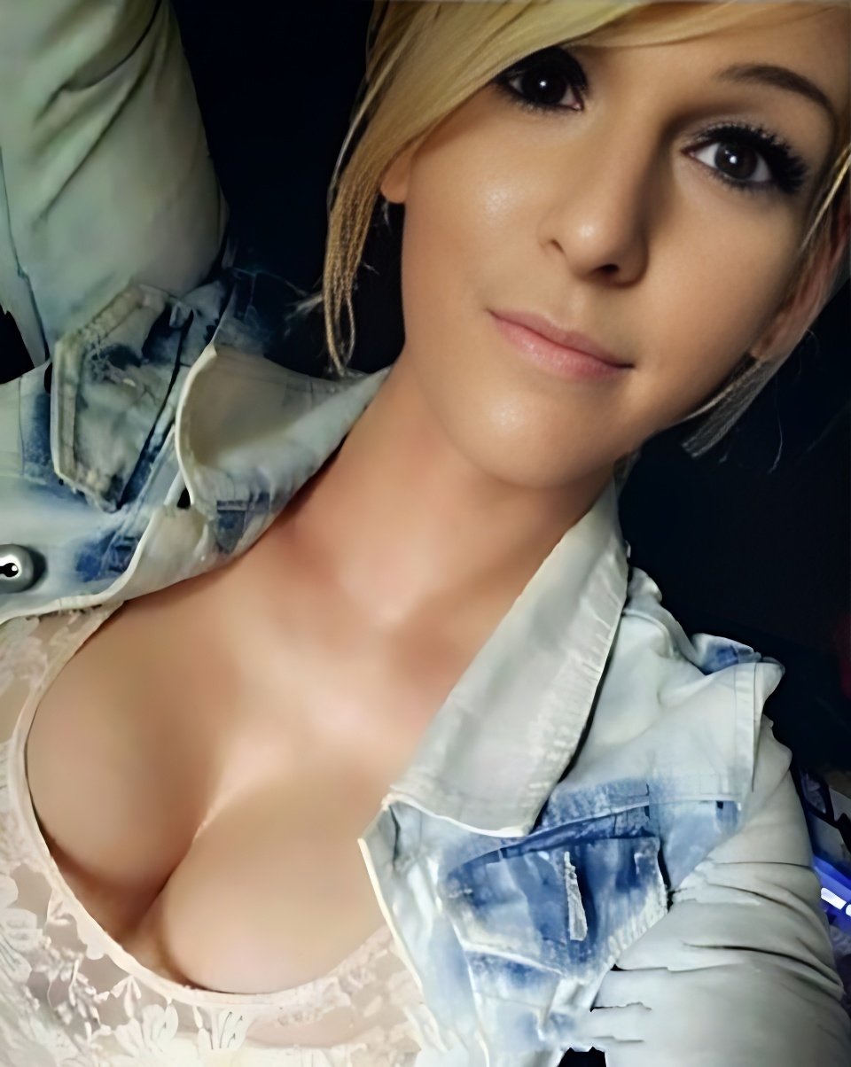 Лучшие Анальный секс модели ждут вас - model photo Trans Lexi Spencer (24)