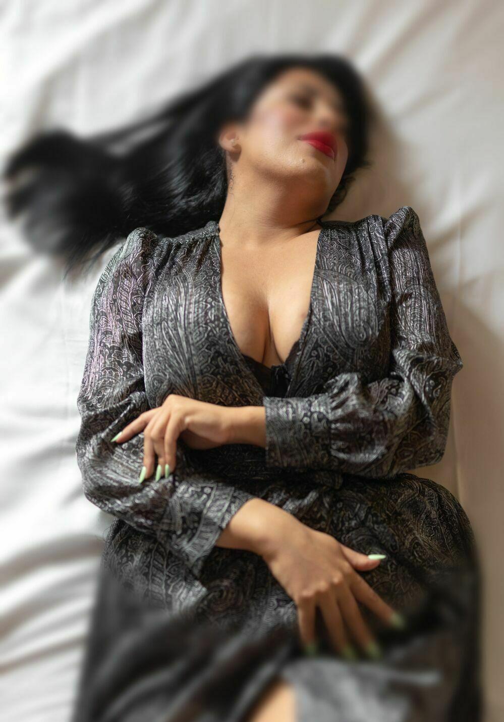 BDSM Escort  (Huren, Nutten) in Sankt Gallen, Steiermark. - model photo Amira