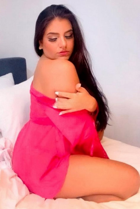 Ihr globales Escort-Verzeichnis - model photo Iza Brasileira