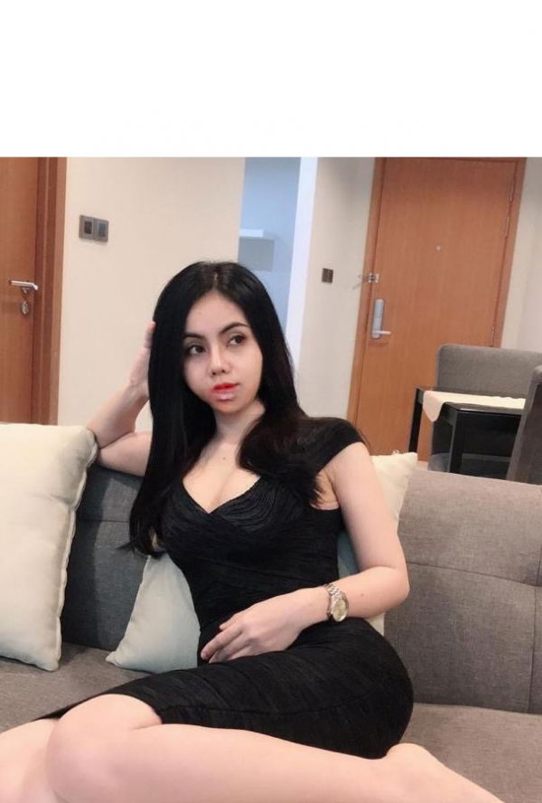 Verifizierte Escort-Nutten in Bandung (Jawa Barat). - model photo Putri Natasya