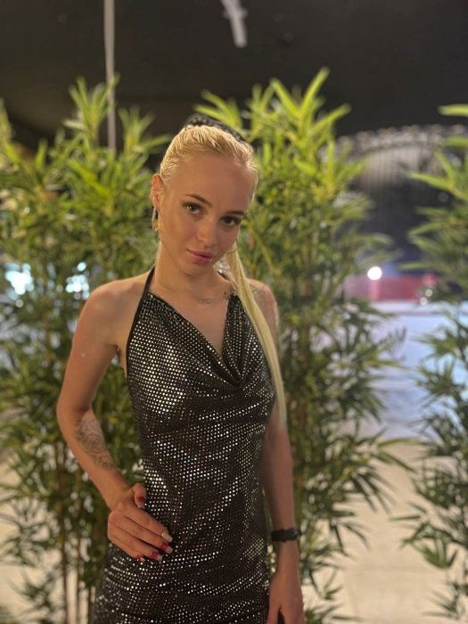 Rimming Phuket - Verführerische Modelle bieten Rimming-Dienste - model photo Mila