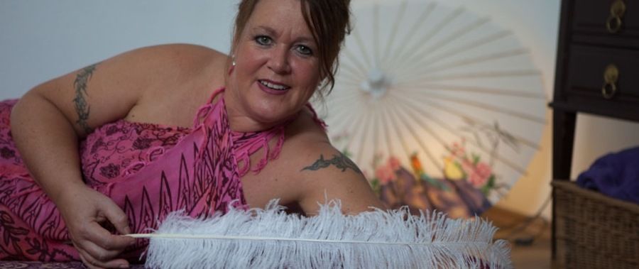 Verifizierte Escort-Nutten in Waabs (Schleswig-Holstein). - model photo Das Massageparadies bei Indira