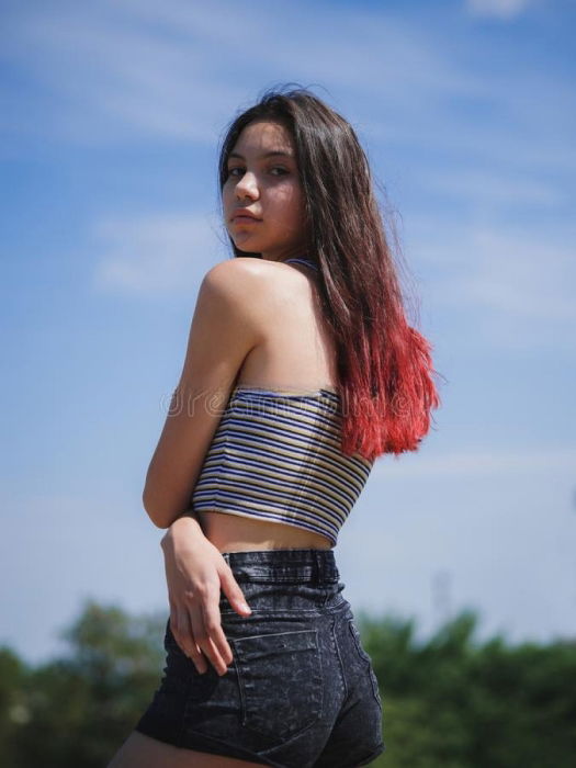Schwarze Escorts Jounieh - Exklusive Begleiterinnen - model photo Loulou