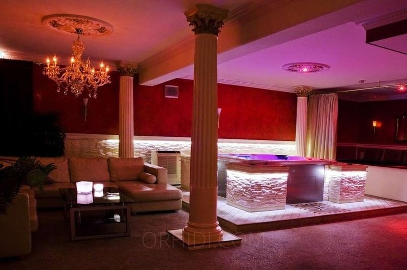 Best 1000 EUR pro Stunde! Die teuerste Suite im exklusivsten Gentlemen-Club in Europa! in Dusseldorf - place photo 2