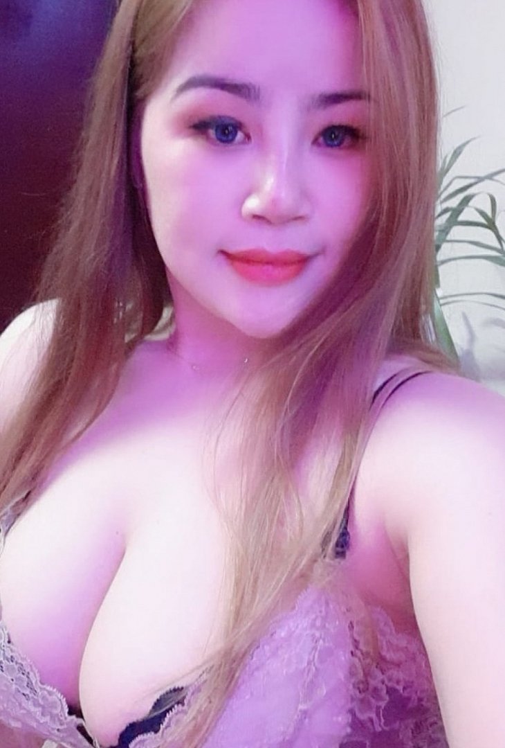 Fascinating yes escort in Dubai - model photo Lily