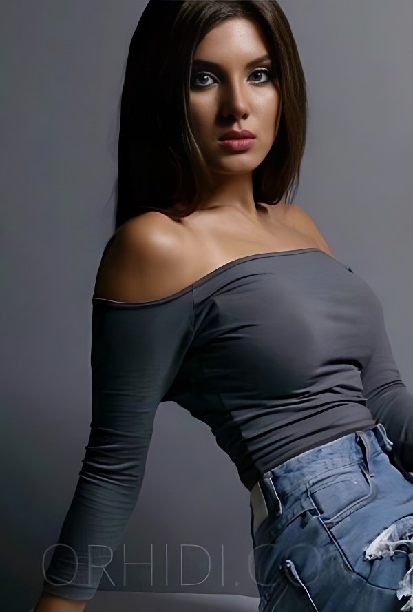 Meet Amazing Tora Arabik: Top Escort Girl - model photo Banu