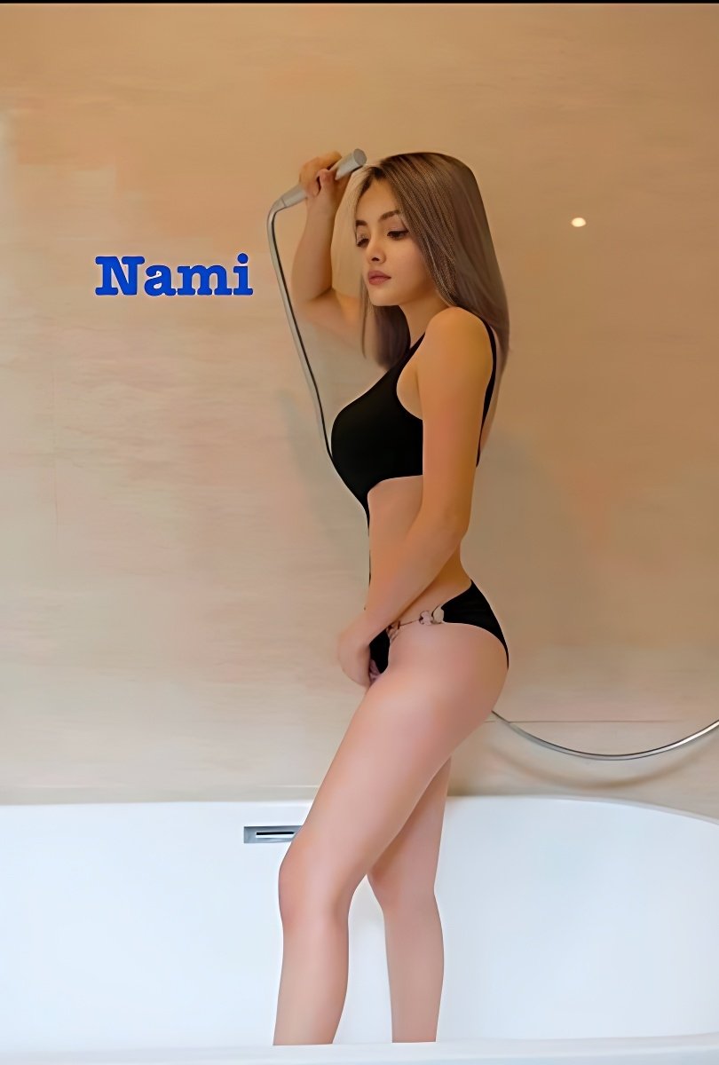Faszinierende Asiatisch Escort in Hamburg - model photo Nami