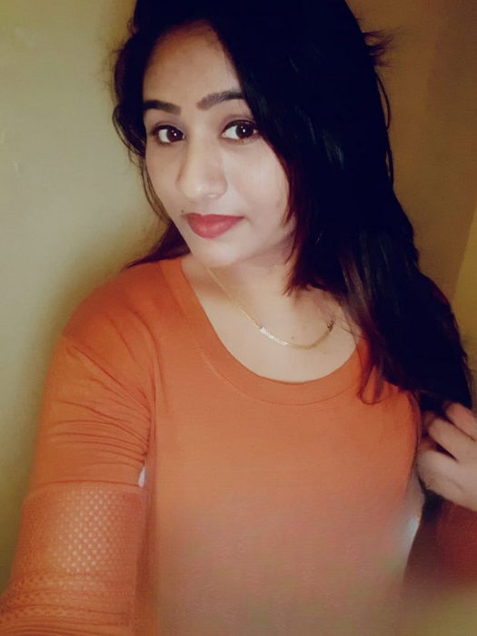 Rupali Singh ? - model main photo 2