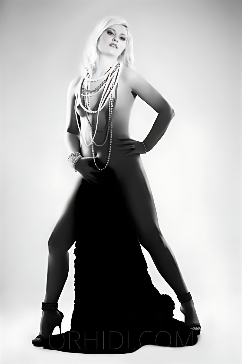 Meet Amazing MARIA: Top Escort Girl - model preview photo 2 