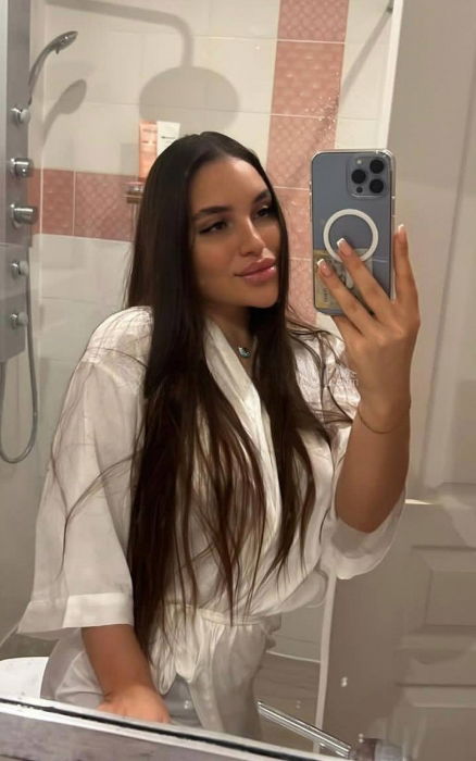 Bibiana - Escort Paris