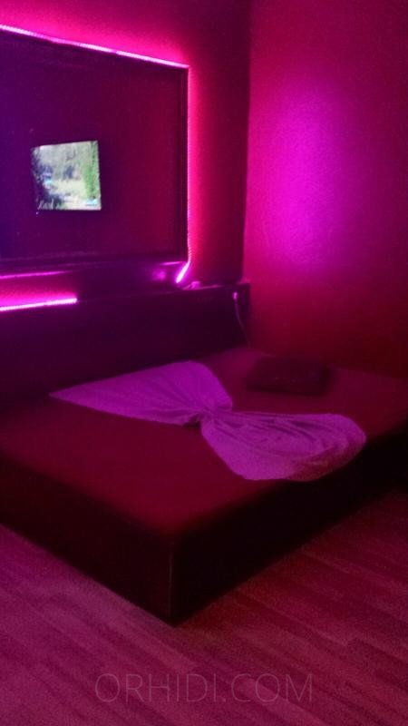 Best Zimmer in diskreter Hostessenwohnung (4 Zimmer) zu vermieten! in Hamburg - place photo 8