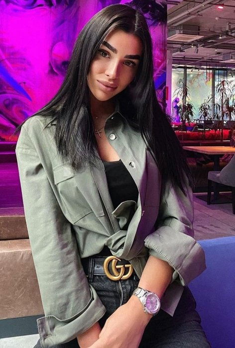 ESKORTE IN Tayyibe - model photo Minaya