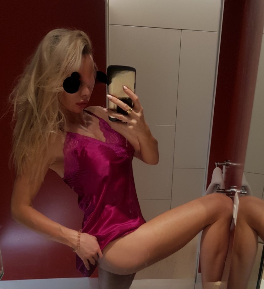 Meet Amazing Sexy Slavic Adriana Incall Outcall: Top Escort Girl - model preview photo 1 