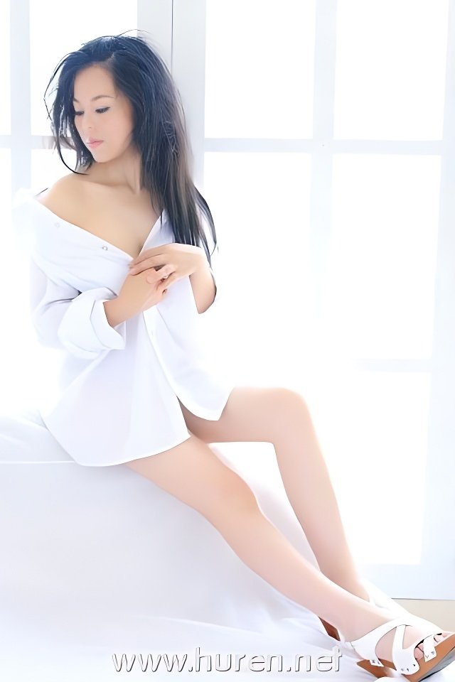 Conoce a la increíble Sexy Mailin: la mejor escort - model preview photo 1 