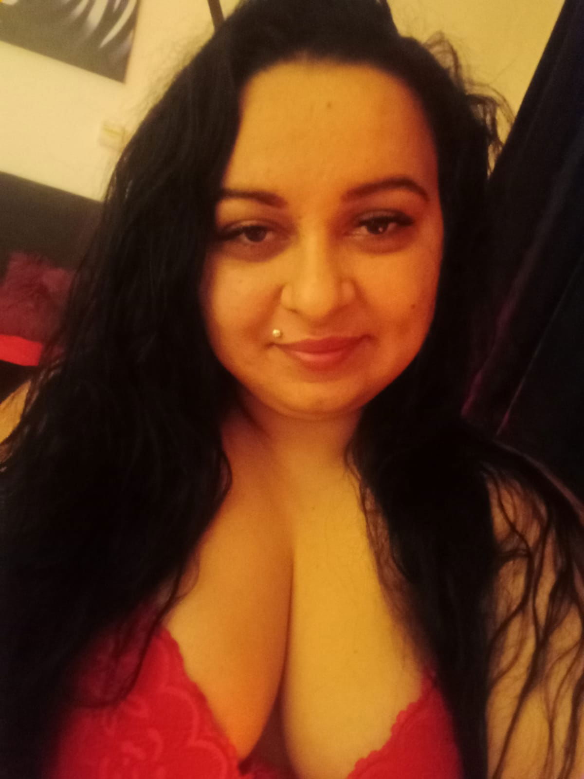 Petite Escort  (Huren, Nutten) in Neuwied, Rheinland-Pfalz. - model photo Anita690